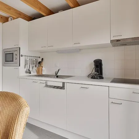 Holiday home Uniek Vissershuisje De Haan