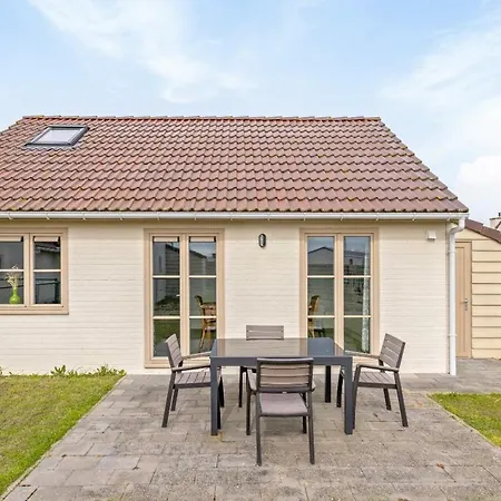 Uniek Vissershuisje De Haan